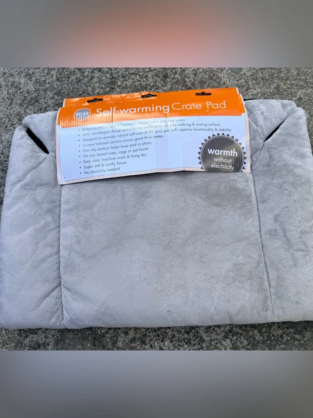 Self-warming Crate Pad
